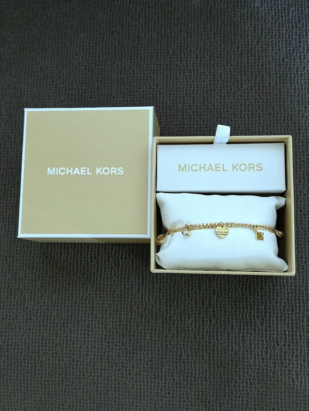 Michael Kors Gold💛 Charms Slider Bracelet -  NIB